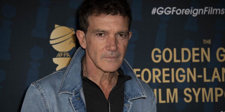 Antonio Banderas se obračunao sa koronavirusom