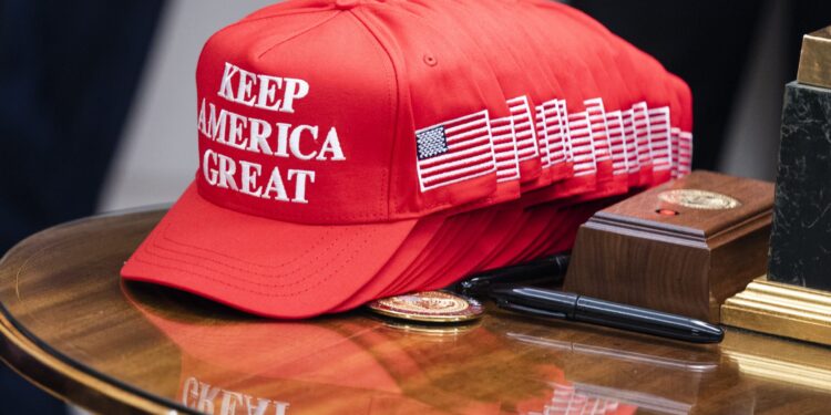 Bajden kupio internet domen “Održimo Ameriku velikom”