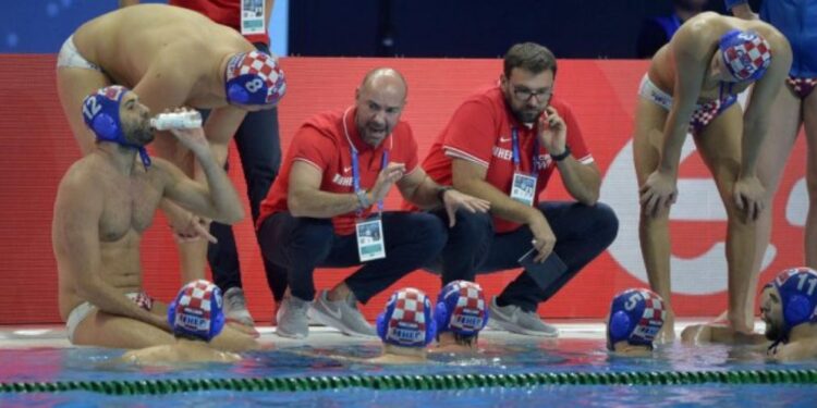 Nastavlja se rivalstvo s Delfinima: Hrvati produžili ugovor sa selektorom do 2024. godine