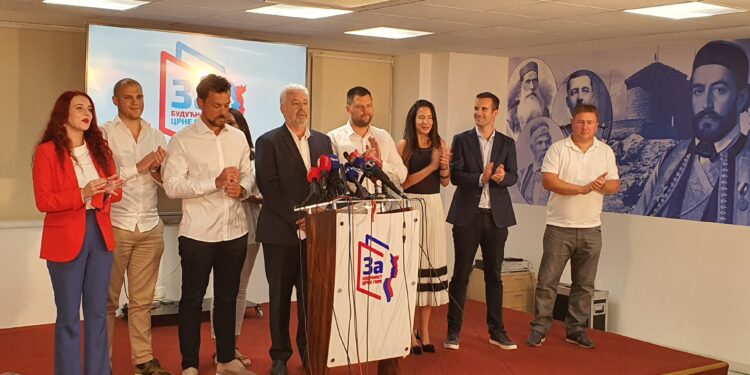 Počeli pregovori o novoj vlasti: Krivokapić premijer, Demokratama Skupština?