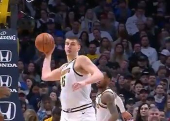Magična asistencija Jokića među najboljim NBA potezima protekle večeri (VIDEO)