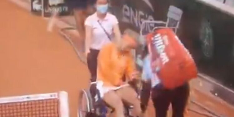 Mučne scene na RG: Teniserka u invalidskim kolicima završila meč, rivalka je psovala (VIDEO)
