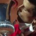 Slika za ponos: Novak sa maskom na kojoj je srpska zastava ljubi trofej Rima (VIDEO)