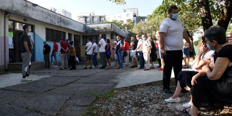 “Crnu Goru čeka najtežih šest meseci u mirnodopskoj istoriji”