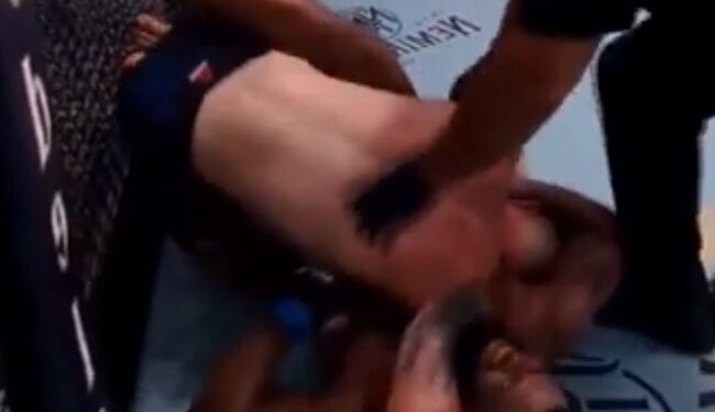Jeziv krik MMA borca posle zadobijenih udaraca (VIDEO)