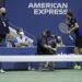 Medvedev besneo na terenu: US open je vic! Mislim da sam ubio nekoga (VIDEO)