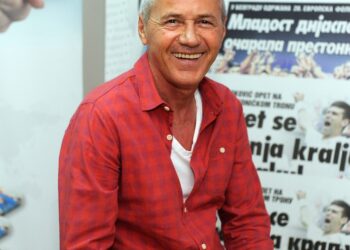 Dževad Prekazi: Decu danas uče lap-top stručnjaci!