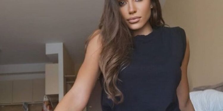 Portparolka Vojvodine ponovo mami uzdahe: Ovog puta je otišla korak dalje, njeni fanovi su oduševljeni (FOTO)