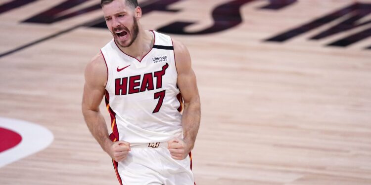 Dragić „razmontirao“ Boston: Slovenac sa 25 poena doneo Majamiju 2:0 u finalu Istoka (VIDEO)
