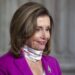 Nensi Pelosi uslikana u salonu lepote…bez maske