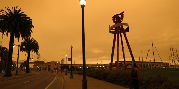 Narandžasto nebo zaprepastilo stanovnike San Franciska