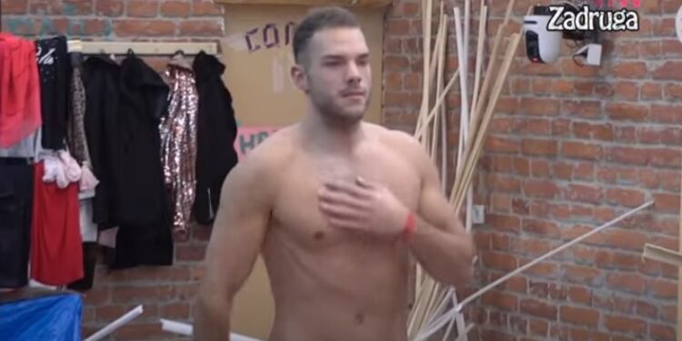Šta će reći Teodora Džehverović: Njen bivši se skinuo i pokazao izvajano telo (VIDEO)