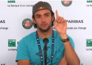 Najluđa konferencija na Rolan Garosu: Spiker nervirao Italijana, on mu poručio „crkni“ (VIDEO)