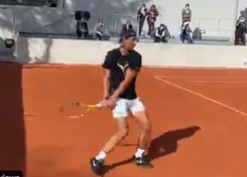 Nadal na treningu vežbao odbranu od Novakovog „tajnog oružja“ (VIDEO)