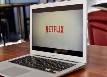Mnogi otkazuju najam, a Netfliks utrostručuje prostor