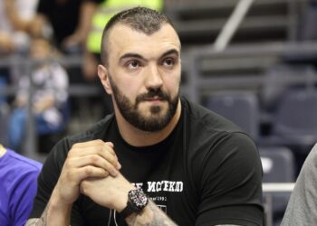 Nikola Peković se bori za život