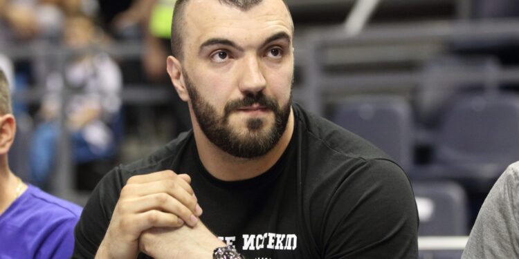 Nikola Peković se bori za život
