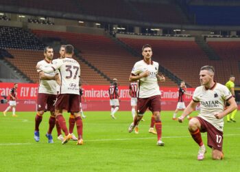 Džeko i Roma prvi zaustavili Milan: Šou sudije Đakomelija na ,,San Siru“ (VIDEO)