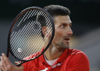 „Novak mora da crkne na terenu“