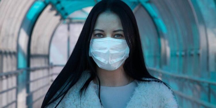 Austrijanci veruju da će maske ostati i posle korone