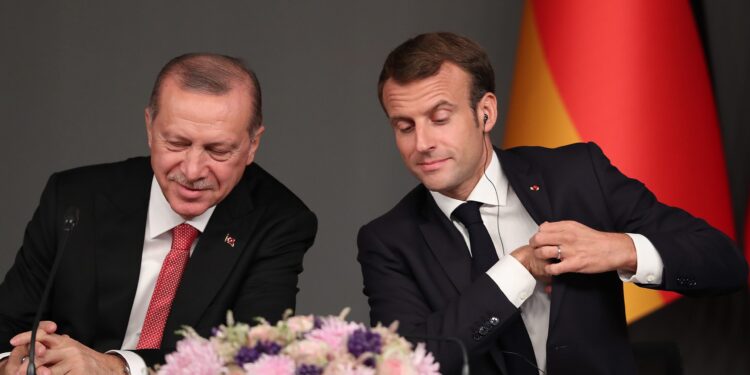 Erdogan ponovo o Makronu: On je slučaj, mora da se pregleda
