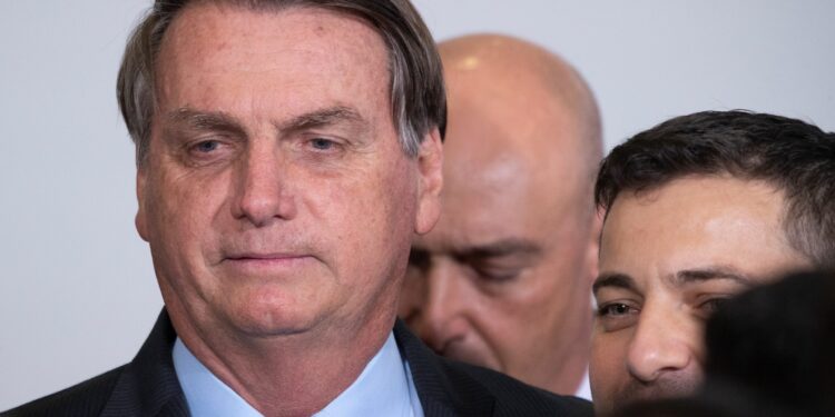 Bolsonaro: Korona bi mogla da bude biološko oružje