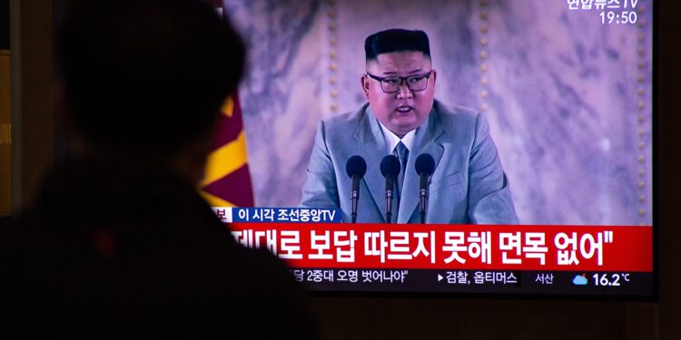 Kim se obratio na paradi: Severna Koreja prikazala novo strateško oružje?