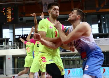 Srpski reprezentativac ima 20 godina, „razbija“ rivale i ne misli mnogo o NBA!