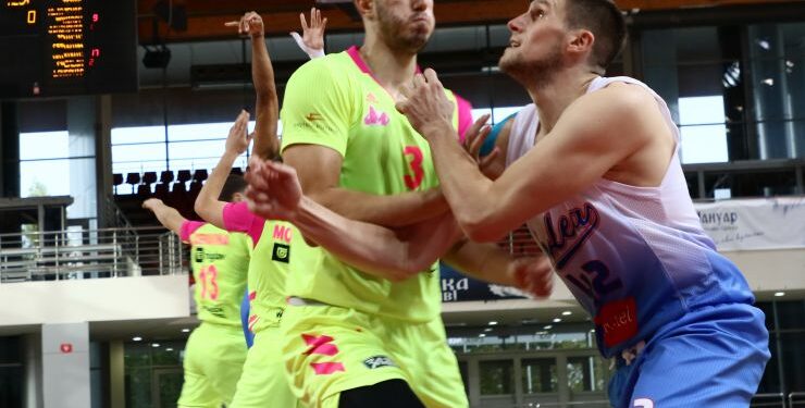 Srpski reprezentativac ima 20 godina, „razbija“ rivale i ne misli mnogo o NBA!