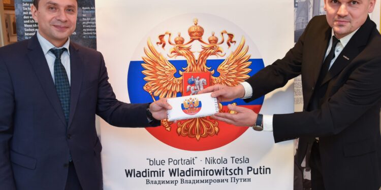 Putin zahvalio za “Plavog Teslu”