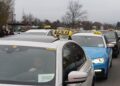 Novi zakon uništava taksiste: nećemo moći više za hleb da zaradimo