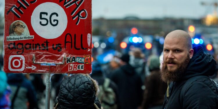 “Maske su kao žute trake za Jevreje”