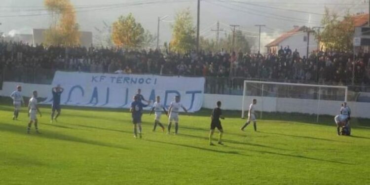Scena na jugu Srbije će šokirati Krizni štab: Pun stadion na derbiju 5. lige, nema maski i distance!