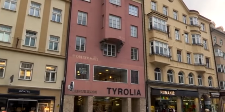 Konačno istina na spomen-ploči