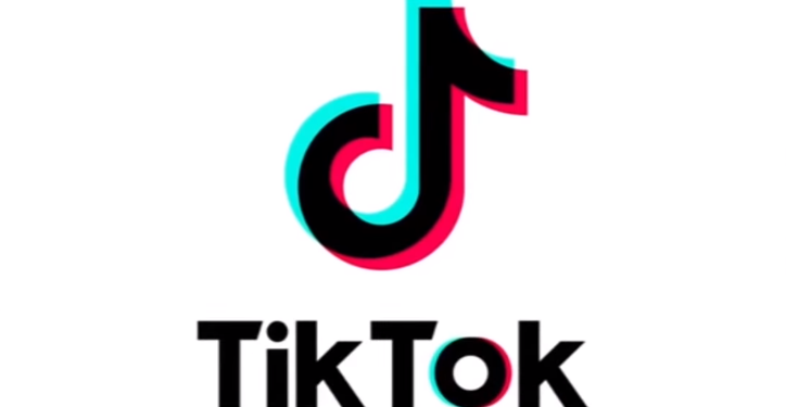 Srušila TikTok: 16-godišnjakinja od 100 miliona pratilaca