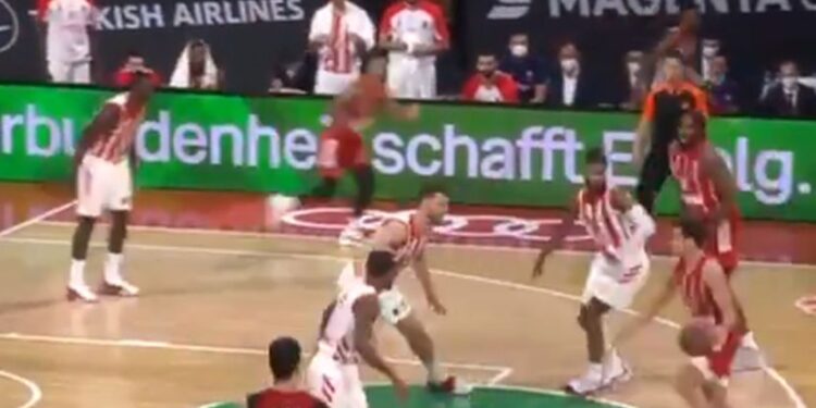 Zvezda od sjaja do očaja u Minhenu: Trinkijeri nadigrao Obradovića (VIDEO)