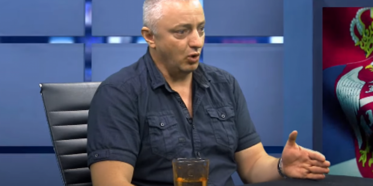 Zveckanje oružja u doba korone (3): Virus produbio razdor