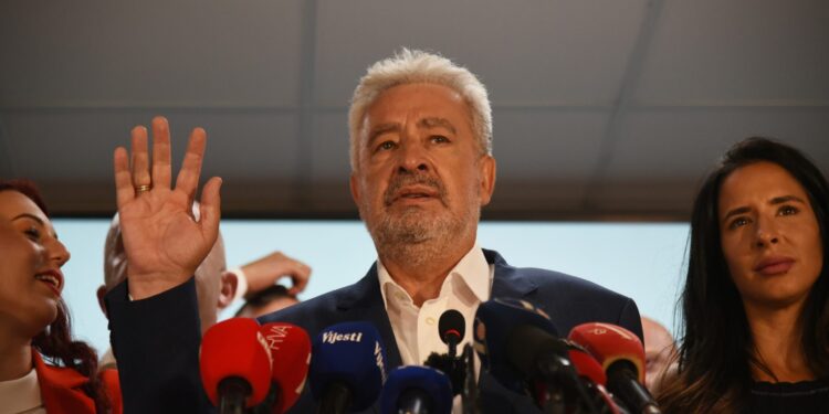 Medojević opleo po Krivokapiću: Vlada će se baviti krečenjem prostorija, štednjom toalet papira…
