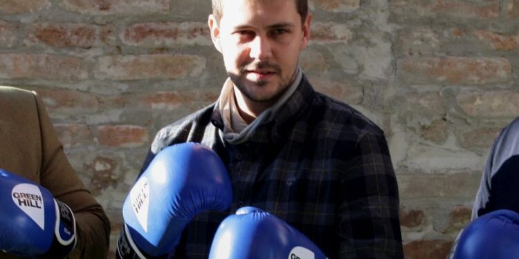 Biković: Boks sklanja sa ulice, od toga da budete kriminalac dobijete šansu da postanete šampion!