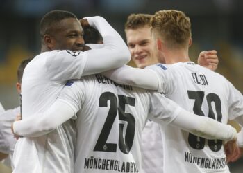 Nemci razmontirali Šahtjor, Nikolić i neverovatni Giljerme izvukli bod protiv Atletiko Madrida (FOTO/VIDEO)