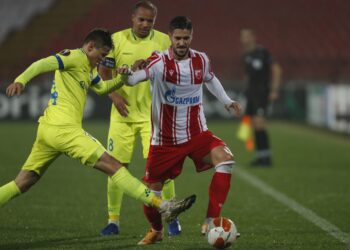 Gent i Zvezda – Maradoni u čast (FOTO)