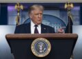 Donald Tramp se vratio u Belu kuću…