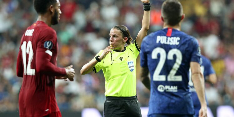 Žena prvi put u istoriji sudi meč Lige šampiona