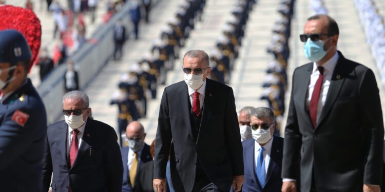Erdogan: Srebrenica je crna mrlja
