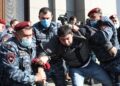 Hiljade Jermena na protestima: “Ako ne proteramo Pašinjana, znači da nemamo dostojanstvo” (VIDEO)
