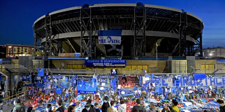 „San Paolo“ ne može da se nazove po Maradoni: Italijanski zakon pravi probleme Napolitancima