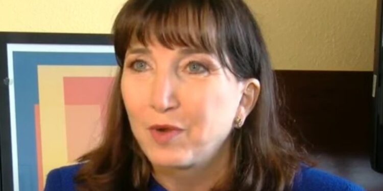 Ova žena je ukrala ključne glasove Trampu i Bajdenu!