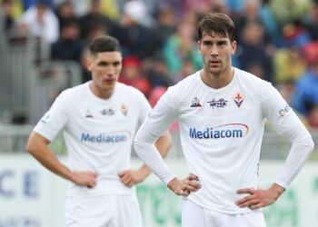 Fiorentina „prijavila“ Milenkovića i Vlahovića zbog Srbije