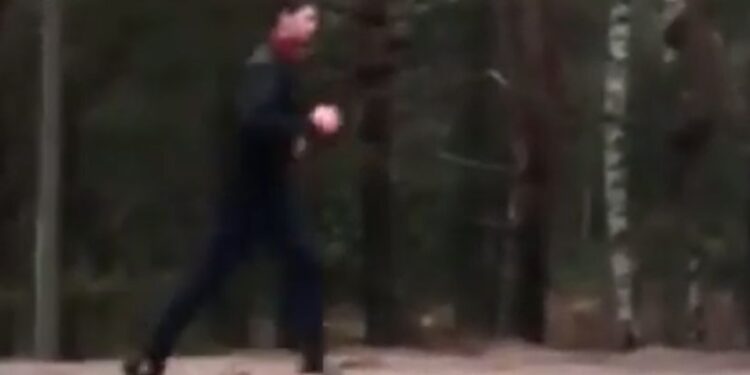 Đoković po pljusku trči na planini: Pogledajte trening šampiona na Divčibarama (VIDEO)