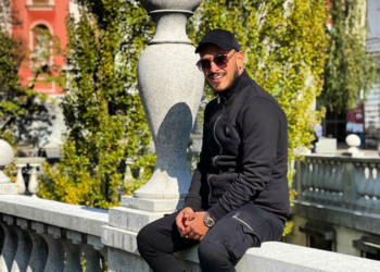 Darko Lazić otkrio delić praznične atmosfere iz porodičnog doma (FOTO)